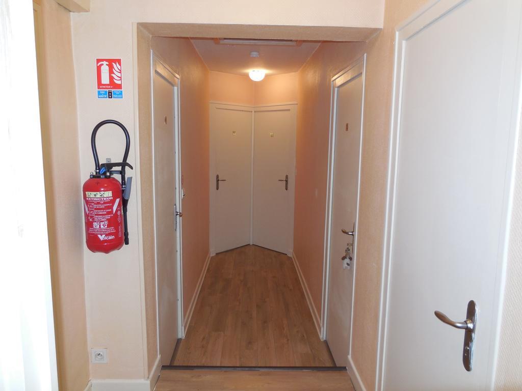 Hotel Le Lion D'Or Salbris Luaran gambar
