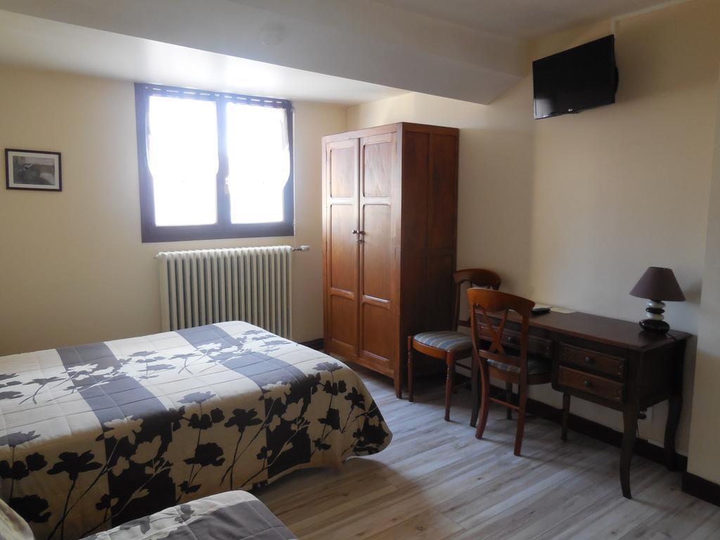 Hotel Le Lion D'Or Salbris Luaran gambar