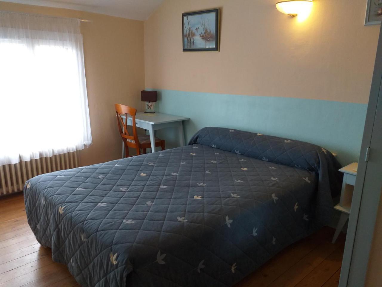 Hotel Le Lion D'Or Salbris Luaran gambar